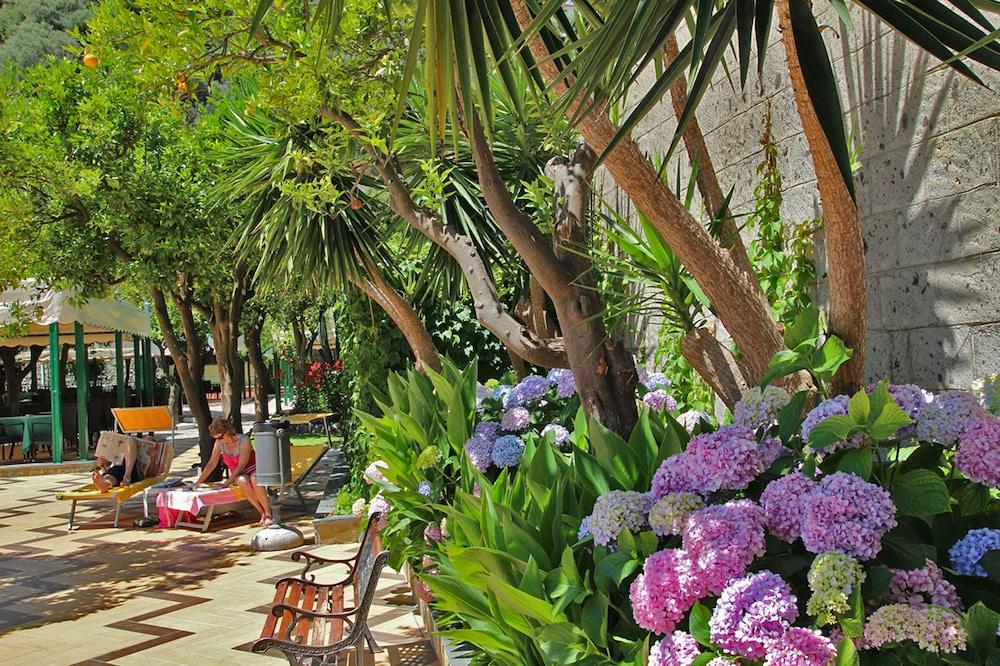Grand Hotel Parco Del Sole Сант'Анджелло Экстерьер фото